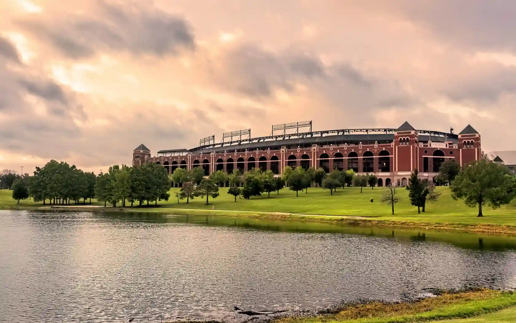 Streets of Arlington